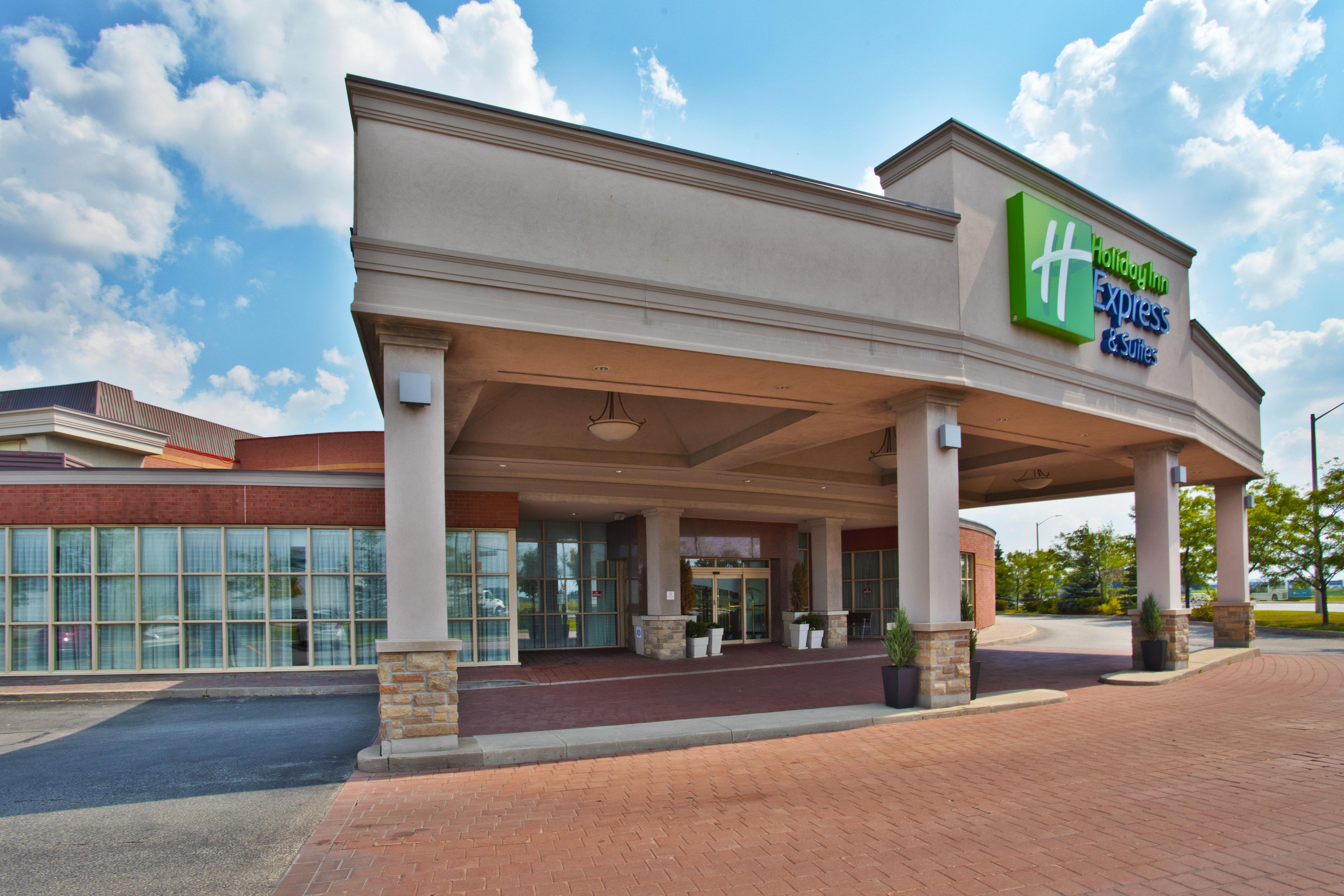 Glo Best Western Mississauga Corporate Centre Exterior photo